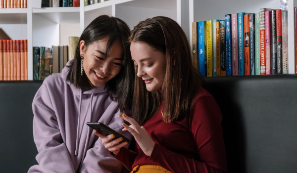 Generazione Z e marketing, i trend 2023 per coinvolgere i più giovani