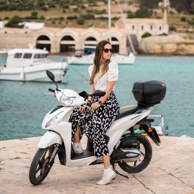Favignana Rent - Brand identity e sistema di prenotazione per noleggio